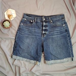 ++BOGO Gap High-Rise 7" Raw Hem Cuffed Jean Shorts